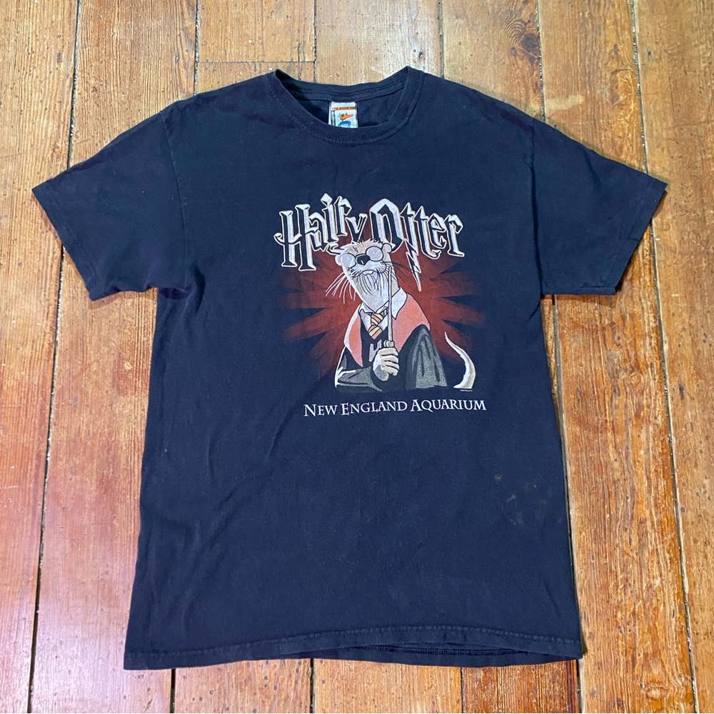 Hairy Otter T-Shirt The Duck Co New England Aquarium Graphic Tee Men’s M
